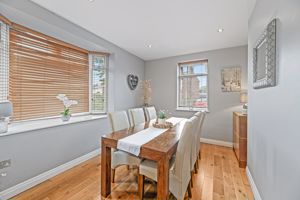 Dining Room- click for photo gallery